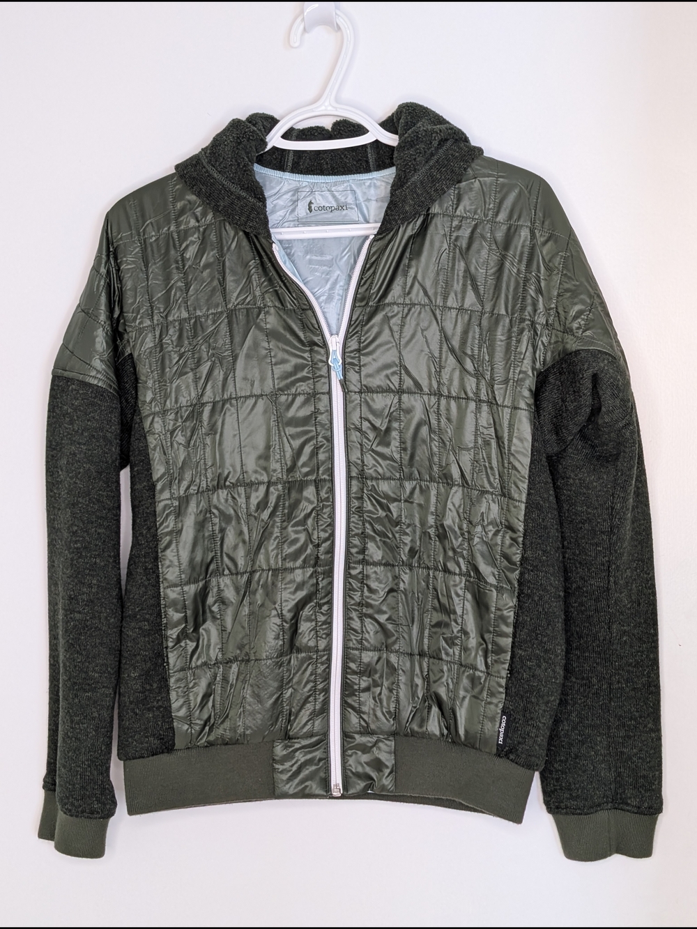 Cotopaxi Kusa Hybrid Llama Quilted Hooded Women' Jacket, Size Medium